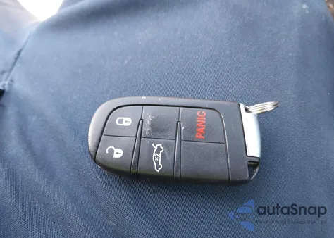 2015 Chrysler 200 S z USA, uszkodzony, nr VIN 1C3CCCBB5FN596260